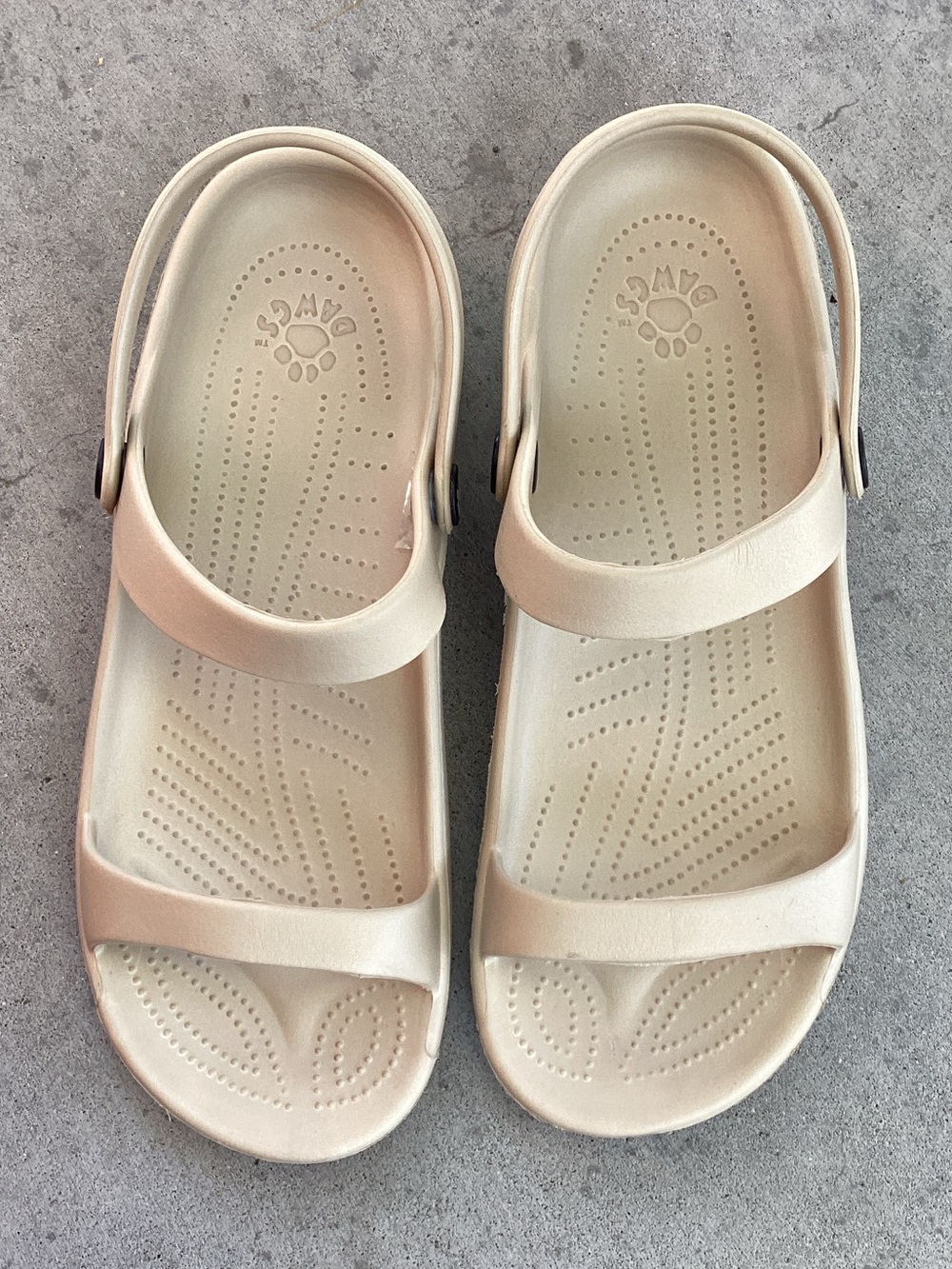 Dawgs Women's Sandals in Beige Sz 10/42